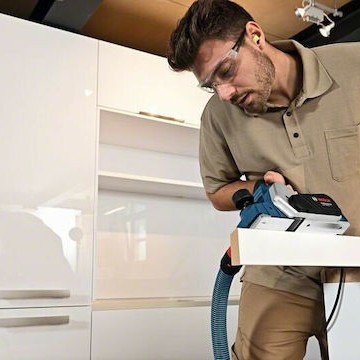 Bosch GHO 16-82 Professional Πλάνη 630W με Σύστημα Αναρρόφησης