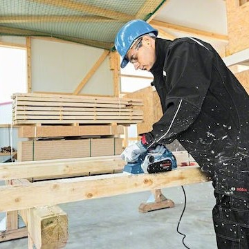 Bosch GHO 26-82 D Professional Πλάνη 710W με Σύστημα Αναρρόφησης