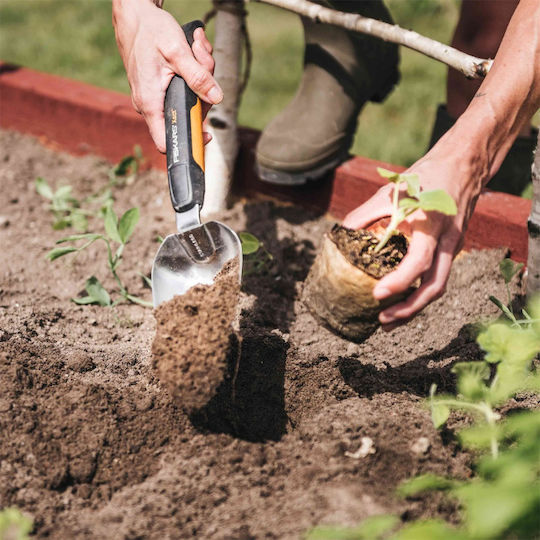 Fiskars Xact Φτυαράκι Χειρός με Πλαστική Λαβή 39.6cm