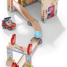 Haba Παιχνίδι Μινιατούρα Αμαξοστοιχία Σταθμός Πυρκαγιάς