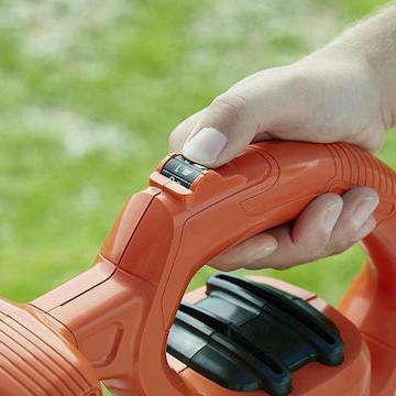 Black & Decker Φυσητήρας / Απορροφητήρας Χειρός Ηλεκτρικός 2900W με Ρύθμιση Έντασης & Μέγιστη Ταχύτητα Αέρα 390km/h