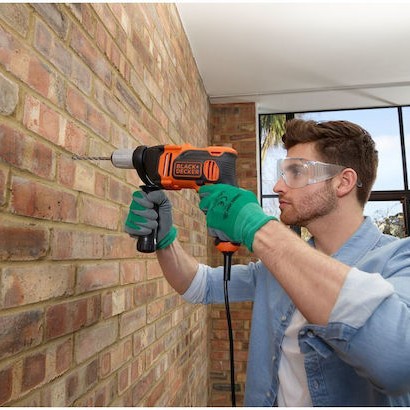 Black & Decker Κρουστικό Δράπανο 850W με 6 Τρυπάνια