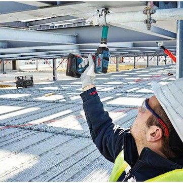 Bosch Σετ Μπαταρίας Λιθίου Χωρητικότητας 4Ah 18V με Φορτιστή GAL 18V-40