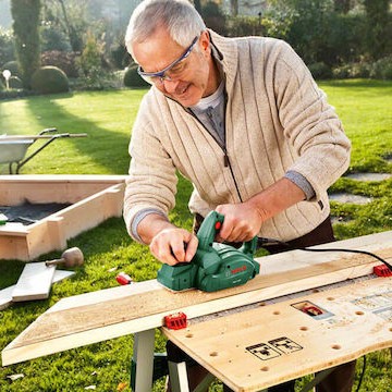 Bosch PHO 1500 Πλάνη 550W με Σύστημα Αναρρόφησης