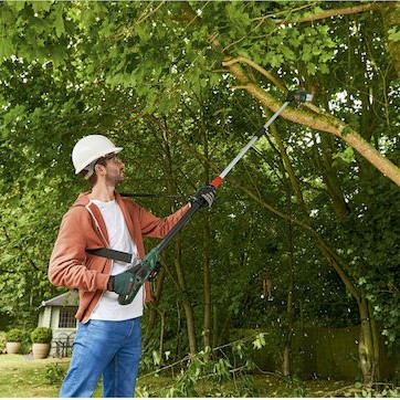 Bosch UniversalChainPole 18 Τηλεσκοπικό Κονταροπρίονο Μπαταρίας 18V 2.5Ah με Λάμα 20cm Συνολικού Μήκους 260cm και Βάρους 3.6kg