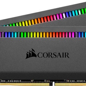 Corsair Dominator Platinum RGB DDR4 32GB RAM με 2x16GB Modules και Ταχύτητα 3600 για Desktop