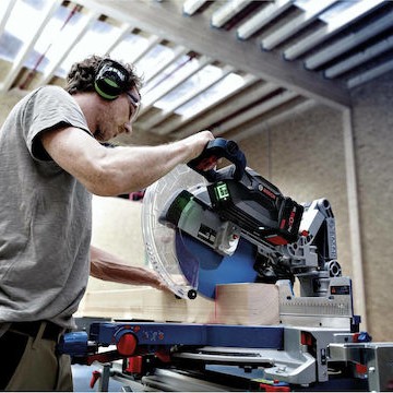 Bosch GCM 18V-305 C Φαλτσοπρίονο Μπαταρίας Συρόμενο με Ταχύτητα Κοπής 4000rpm (χωρίς Μπαταρία και Φορτιστή)