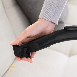 Bosch BGC05AAA1 Ηλεκτρική Σκούπα 700W με Κάδο 1.5lt Μωβ