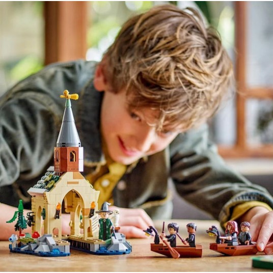 Lego Castle Hogwarts Castle Boathouse για 8+ Ετών