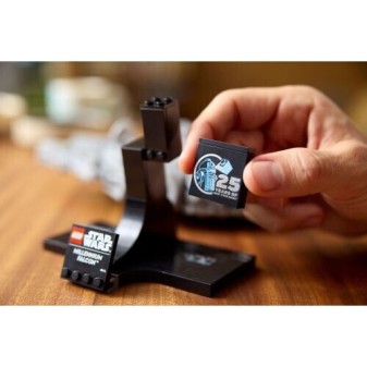 Lego Disney Millennium Falcon για 18+ Ετών 921τμχ