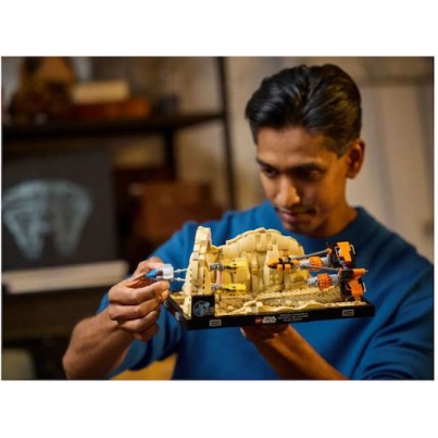 Lego Disney Mos Espa Podrace Diorama για 18+ Ετών 718τμχ