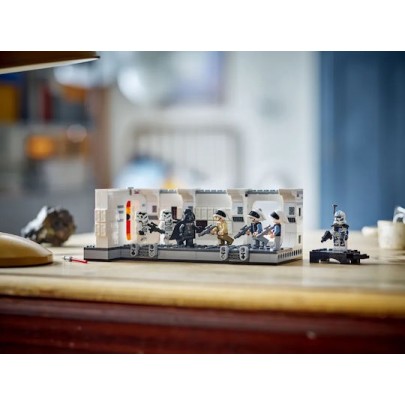 Lego Disney Boarding the Tantive IV για 8+ Ετών 502τμχ