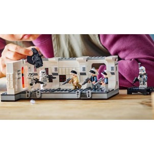 Lego Disney Boarding the Tantive IV για 8+ Ετών 502τμχ