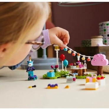 Lego Animal Crossing Animal Crossing Julian's Birthday Party για 6+ Ετών 170τμχ