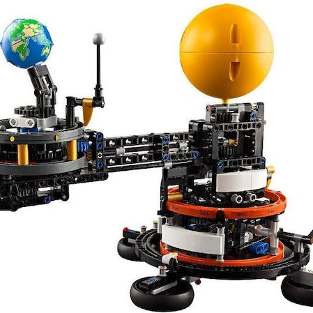 Lego Technic Planet Earth and Moon in Orbit για 10+ Ετών