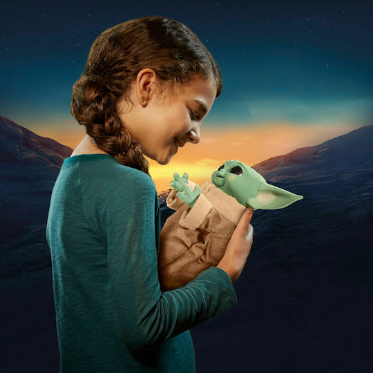 Φιγούρα Δράσης The Child Snackin Star Wars Yoda με Ήχους για 6+ Ετών 23εκ.