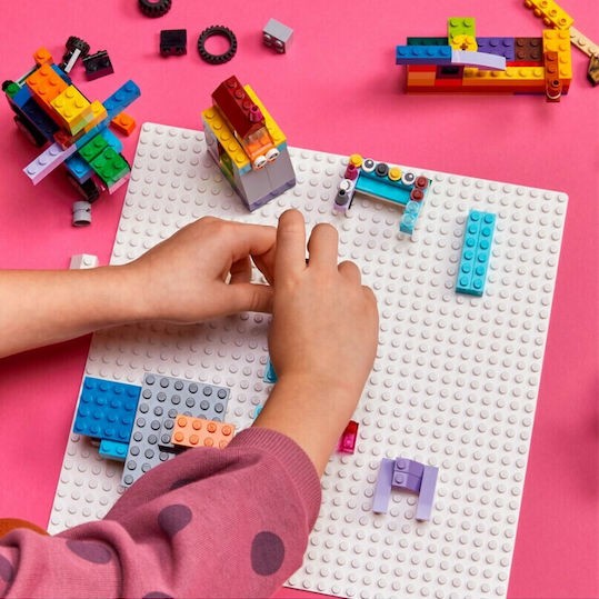Lego Classic White Baseplate για 4+ Ετών