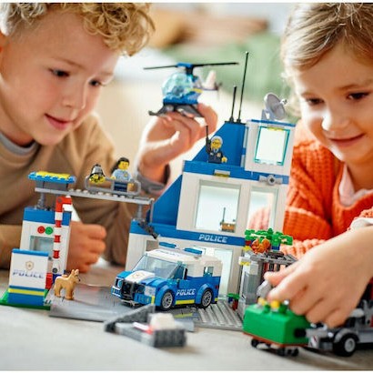 Lego City Police Station για 6+ Ετών