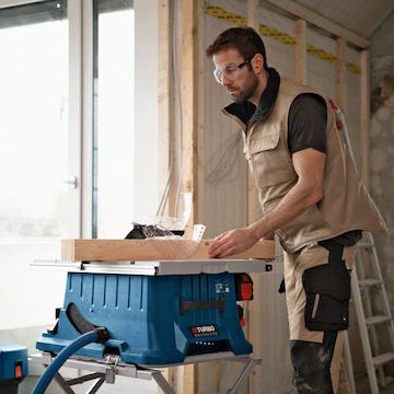 Bosch 0601B44000 Δισκοπρίονο Πάγκου με Δίσκο Κοπής Διαμέτρου 216mm & Ταχύτητα Κοπής 4500rpm