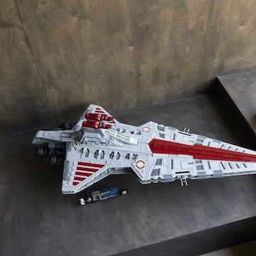 Lego Star Wars Venator-class Republic Attack Cruiser για 18+ Ετών