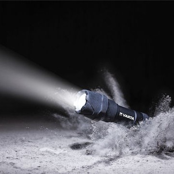 Varta Φακός LED IP67 με Μέγιστη Φωτεινότητα 300lm Indestructible F10 Pro 3τμχ