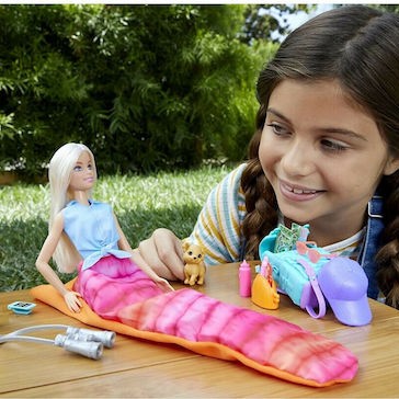 Barbie Family Camping Malibu Σετ Κούκλας για 3+ Ετών 29.8εκ.