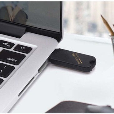 TeamGroup C183 32GB USB 3.1 Stick Μαύρο