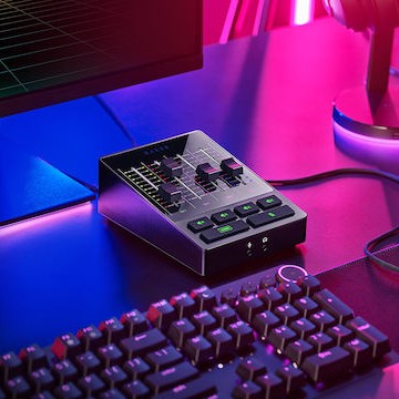 Razer R3M1 Ψηφιακή Κονσόλα 4 Καναλιών