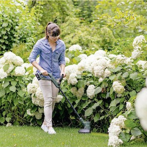 Bosch EasyGrassCut 18-230 Χορτοκοπτικό Ώμου / Χειρός Μπαταρίας 18V 2.1kg με 1 Μπαταρία 2Ah