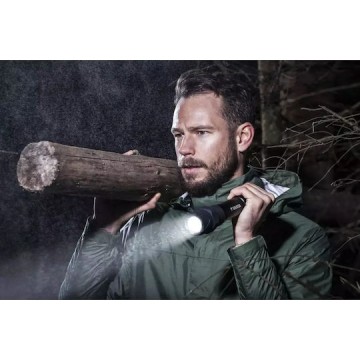 Varta Pro Επαναφορτιζόμενος Φακός LED IP67 με Μέγιστη Φωτεινότητα 650lm