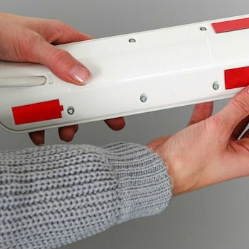 Brennenstuhl Πολύπριζο 4 Θέσεων με 2 USB-A και Καλώδιο 2m Ασημί