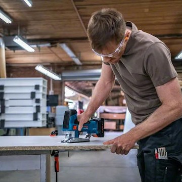 Bosch GST 18V-155 SC Σέγα 18V 2x4Ah