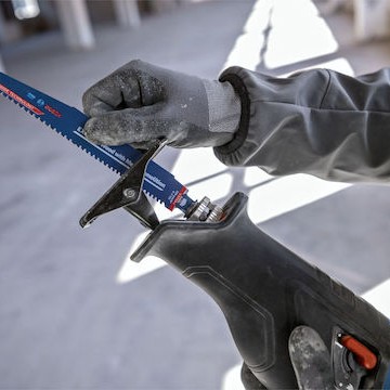 Bosch GSA 18V-28 Σπαθοσέγα