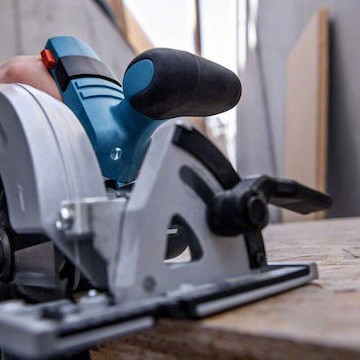 Bosch GKS 18V-57-2 Δισκοπρίονο 18V Solo με Σύστημα Αναρρόφησης