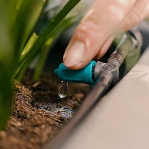 Gardena Ακροφύσιο με Ροή Νερού 15lt/h Μαύρο 13315-20