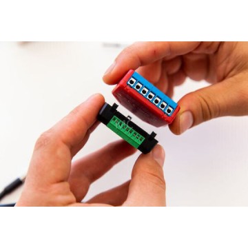 Shelly Plus Add-On Ενδιάμεσος Διακόπτης Μονάδα Επέκτασης Αισθητήρων