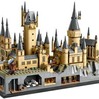 Lego Castle Hogwarts Castle And Grounds για 18+ Ετών