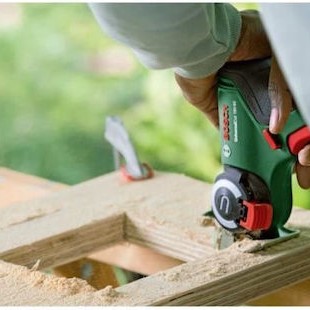 Bosch NanoBlade UniversalCut Αλυσοπρίονο Μπαταρίας 1x2.5Ah Brushless 18V 1.4kg με Λάμα 6.5cm