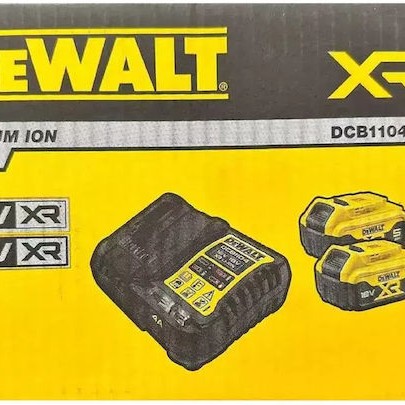 Dewalt Σετ 2 Μπαταριών Εργαλείου Λιθίου 18V Χωρητικότητας 5Ah με Φορτιστή
