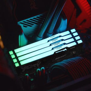 Kingston Fury Beast RGB DDR5 128GB RAM με 4x32GB Modules και Ταχύτητα 5200 για Desktop