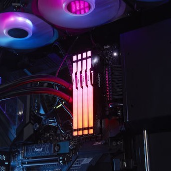 Kingston Fury Beast RGB DDR5 128GB RAM με 4x32GB Modules και Ταχύτητα 5200 για Desktop