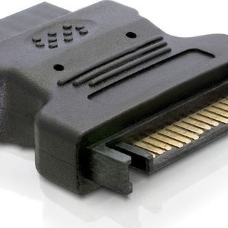 DeLock SATA 15-pin to IDE 4-pin (82326)