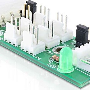 DeLock Connector Distributor 6x Fans (3pin) Male / Female (25218)