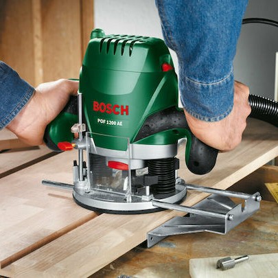 Bosch POF 1200 AE Κάθετη Φρέζα 1200W με Ρύθμιση Ταχύτητας και με Σύστημα Αναρρόφησης
