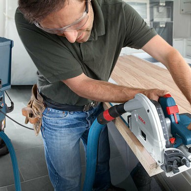 Bosch GKT 55 GCE Professional Δισκοπρίονο 1400W με Ρύθμιση Ταχύτητας και με Σύστημα Αναρρόφησης