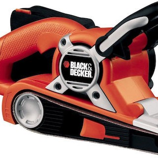 Black & Decker Ταινιολειαντήρας 720W με Σύστημα Αναρρόφησης