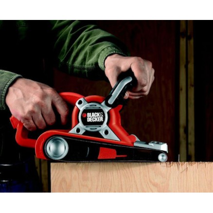 Black & Decker Ταινιολειαντήρας 720W με Σύστημα Αναρρόφησης