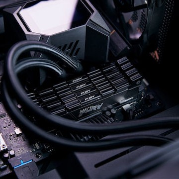 Kingston Fury Renegade DDR4 32GB RAM με 2x16GB Modules και Ταχύτητα 3600 για Desktop