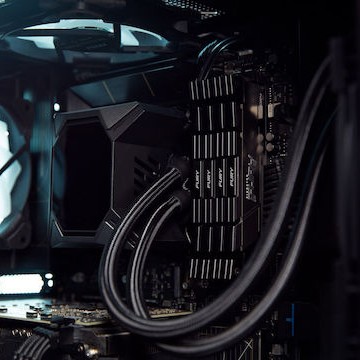 Kingston Fury Renegade DDR4 32GB RAM με 2x16GB Modules και Ταχύτητα 3600 για Desktop