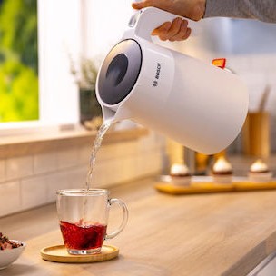 Bosch Mymoment Βραστήρας 1.7lt 2400W Λευκός